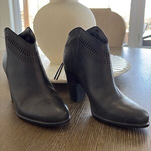 Vince Camuto Black Leather Boots.  Size 7.5